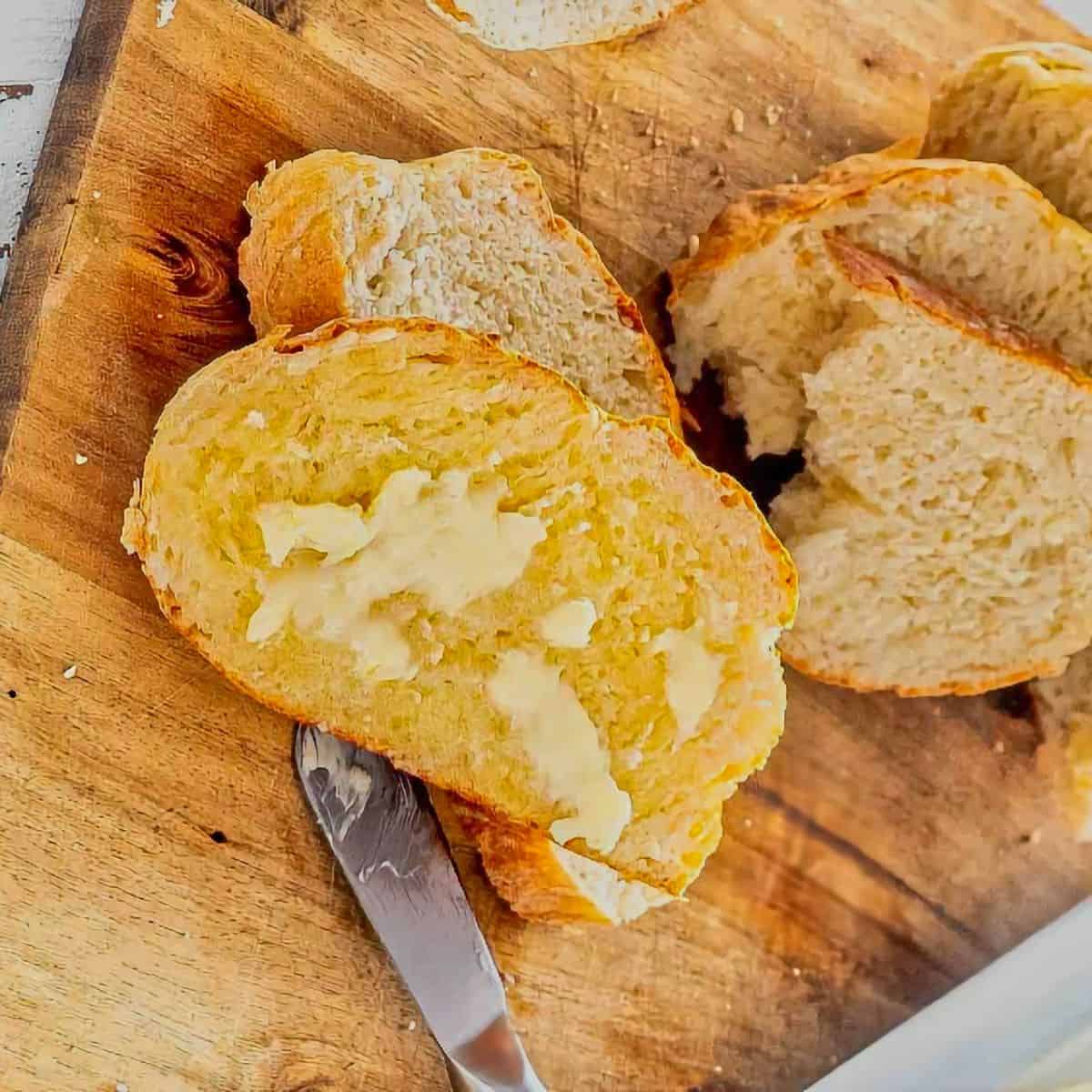 20. Air Fryer No Knead Bread