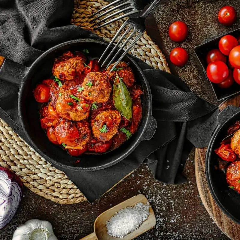 22. Spanish Meatballs in Tomato Sauce – Albondigas Recipe