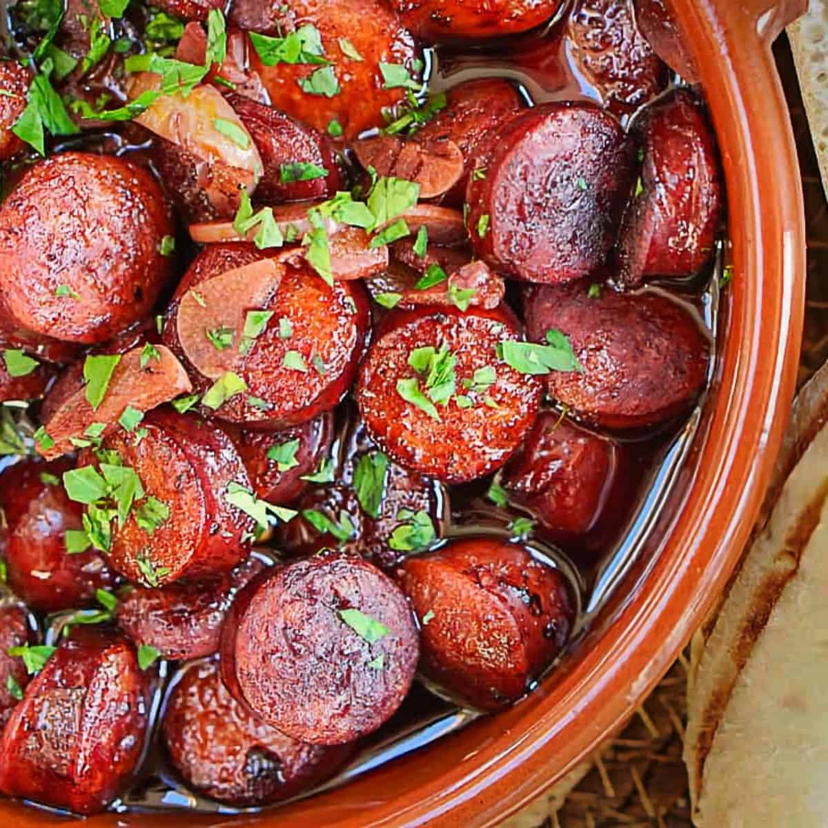 Chorizo Al Vino Tinto Recipe- Spanish Chorizo In Red Wine