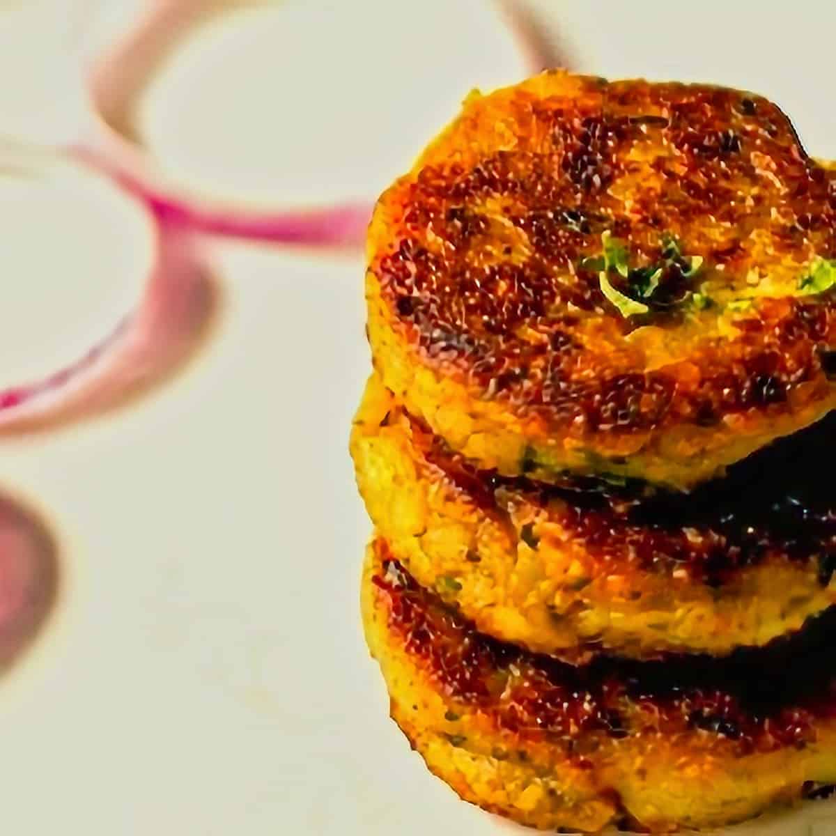 7. Aloo Tikki_upscale - 10 Minute Vegetarian Indian Recipe