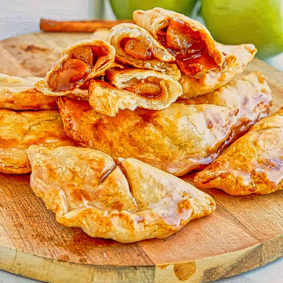 9. Apple Hand Pies - Airfood Recipes