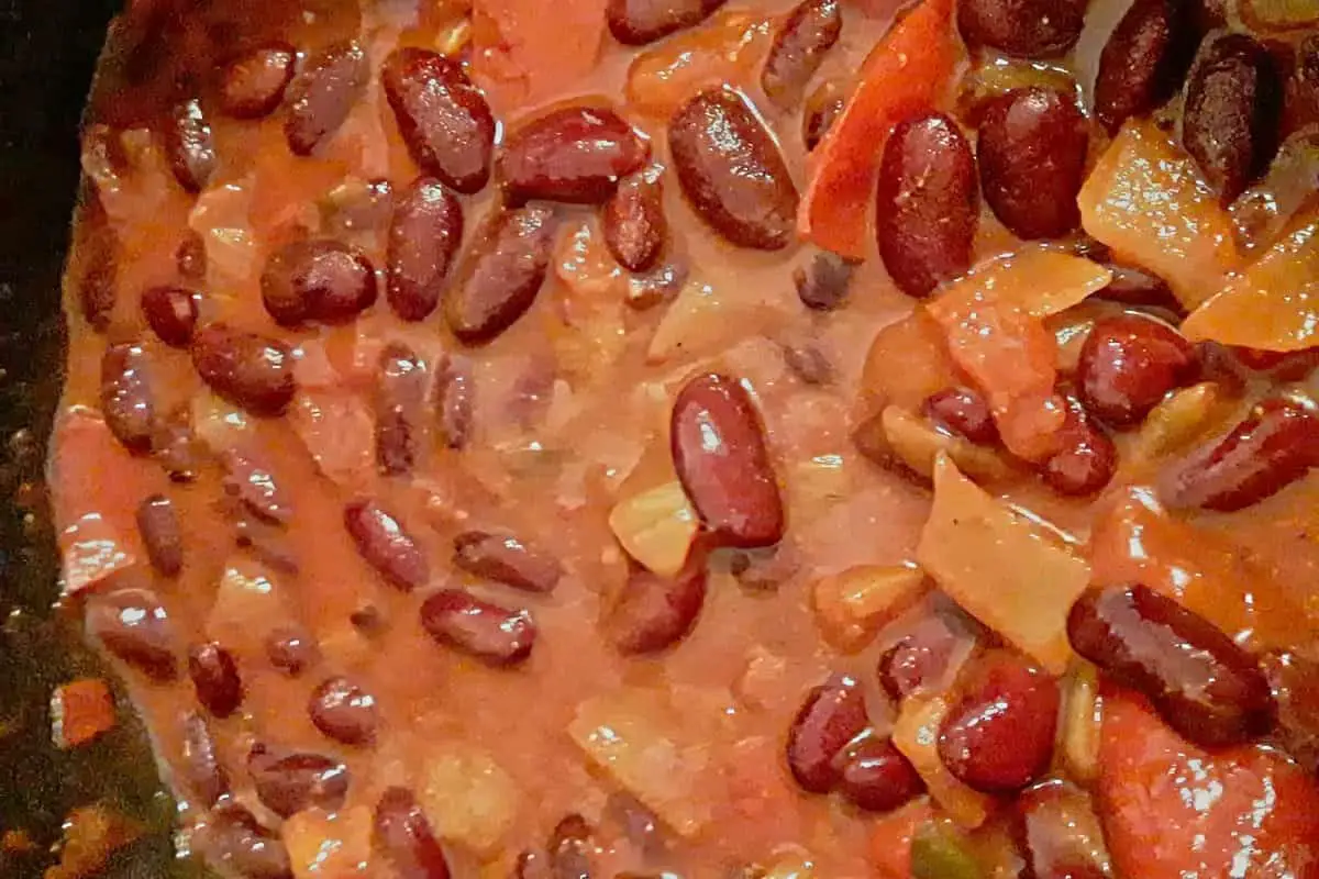 1. Fasoulia (Kidney Bean Dish) - Yemeni food