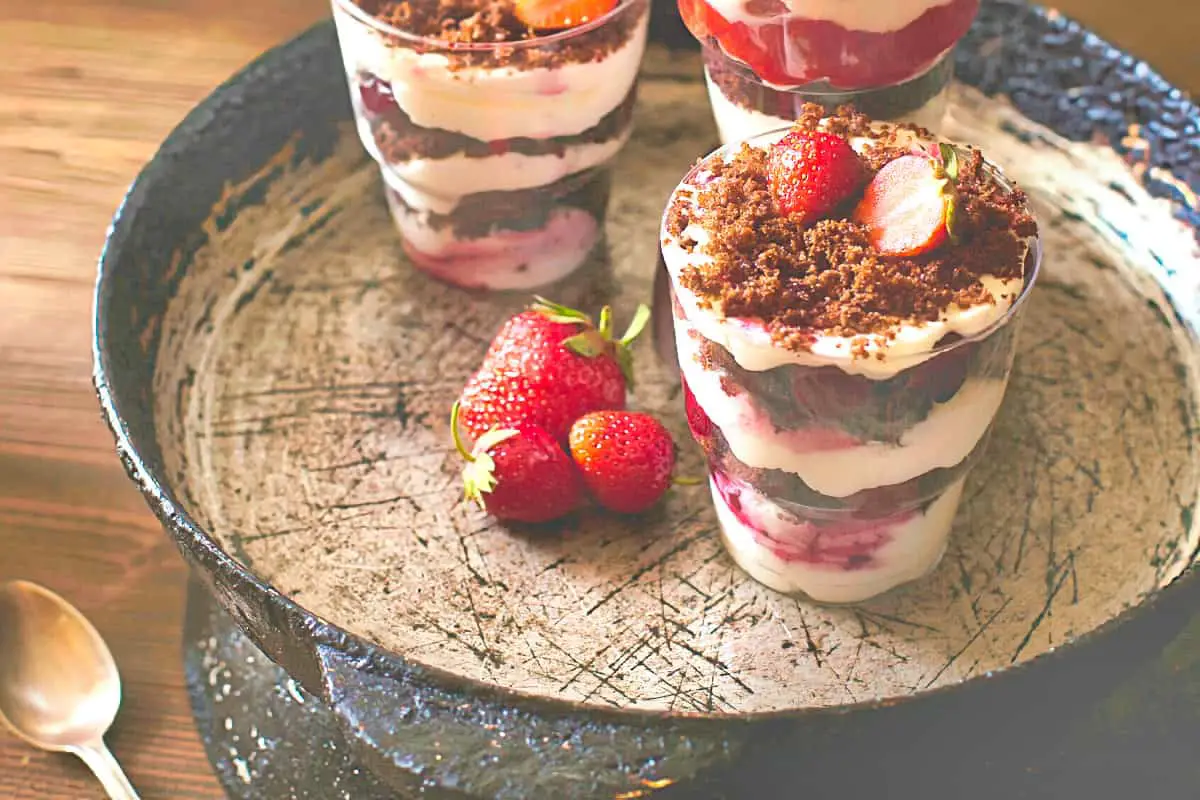 Strawberry Cream Cheese Trifle - Strawberry Cream Cheese Dessert Recipes