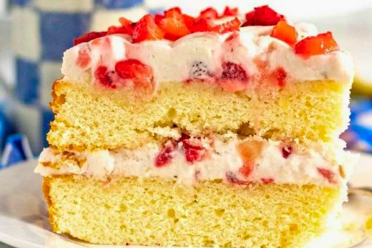 10. Layered Strawberry Banana Cake Recipe strawberry and banana recipes