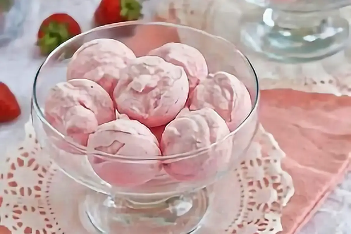Strawberry Fat Bombs - Strawberry Cream Cheese Dessert Recipes