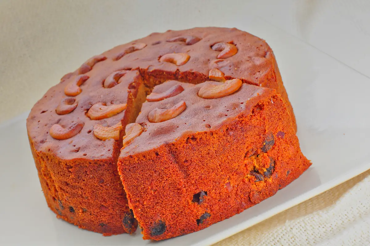 14. Bolo di Kashupete (Cashew Cake)