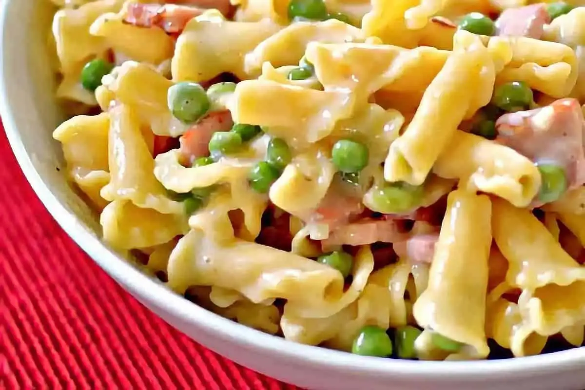 15. Ham and Pea Campanelle Recipe