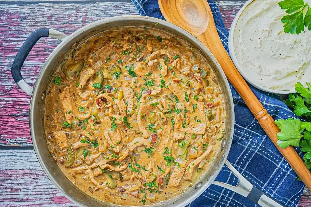 17. Kurzemes Strogonovs (Latvian Pork Stroganoff)