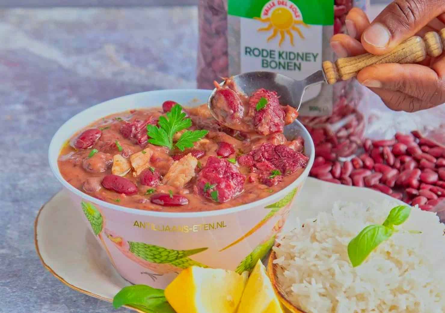 2. Sopi di Bonchi Korá (Red Kidney Bean Soup)