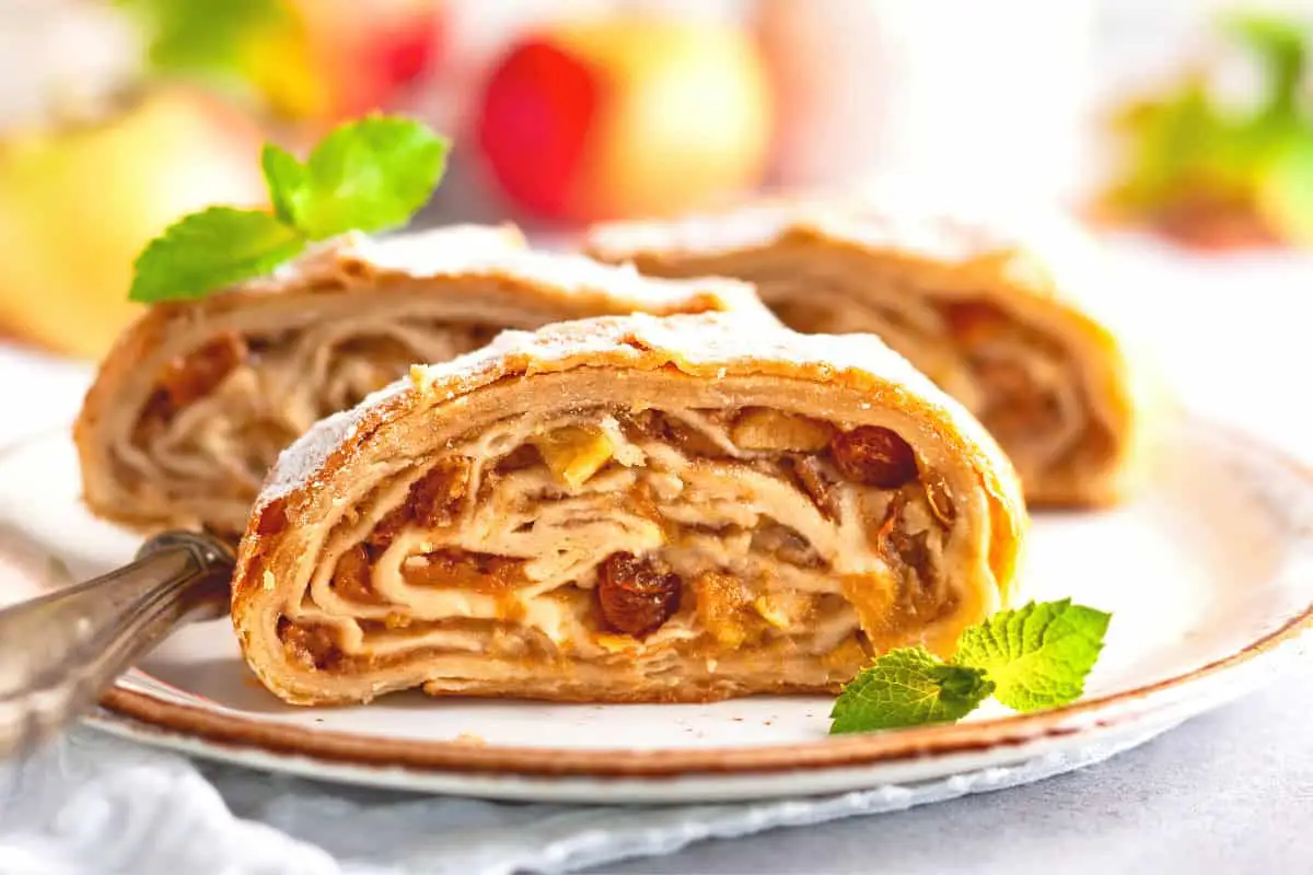 Strawberry Cream Cheese Strudel - Strawberry Cream Cheese Dessert Recipes