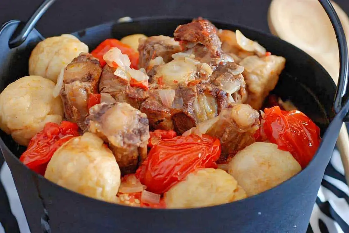 3. Oxtail Stew - Botswana food