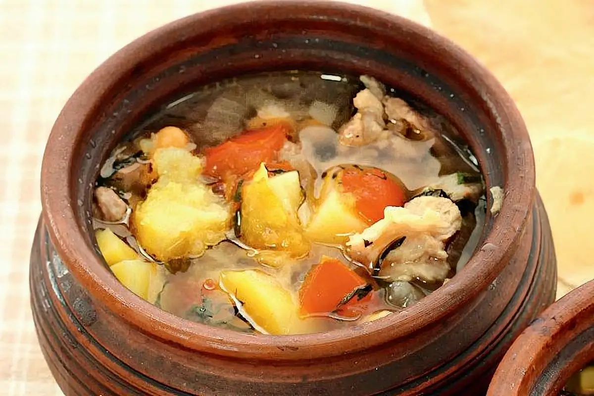 6. Piti (Traditional Azerbaijani Meat Soup) - Delicious Recipes of Azerbaijan Food