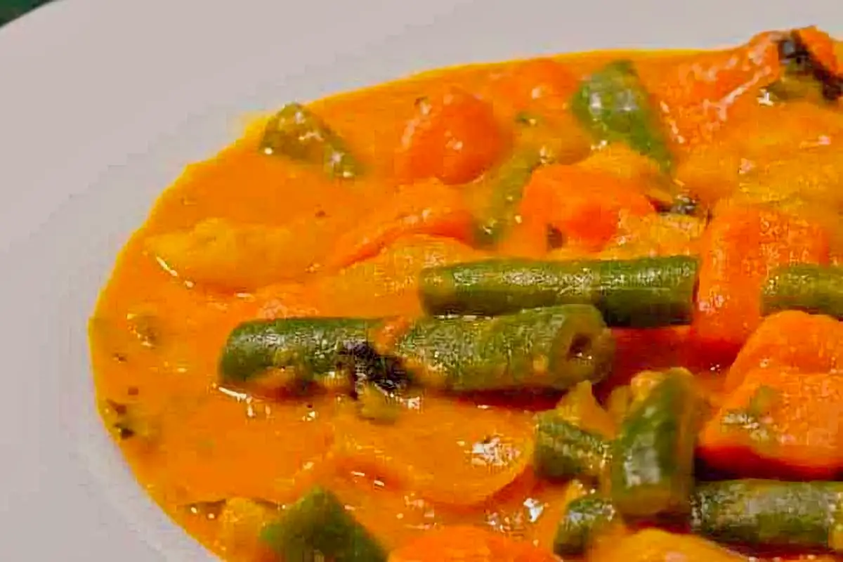 11. Maldivian Vegetable Curry