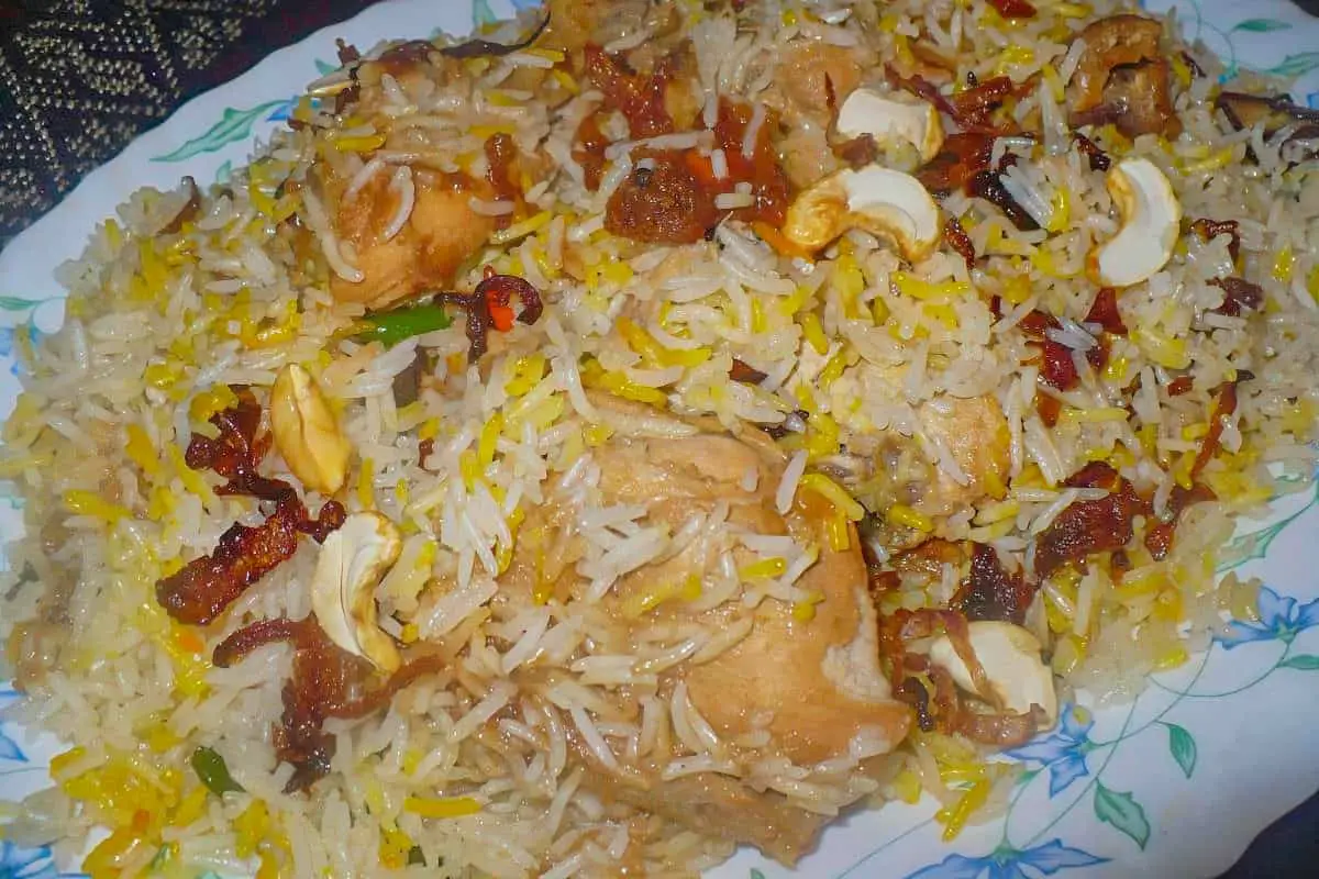 19. Morog Polao (Bangladeshi Chicken Pulao Pilaf)