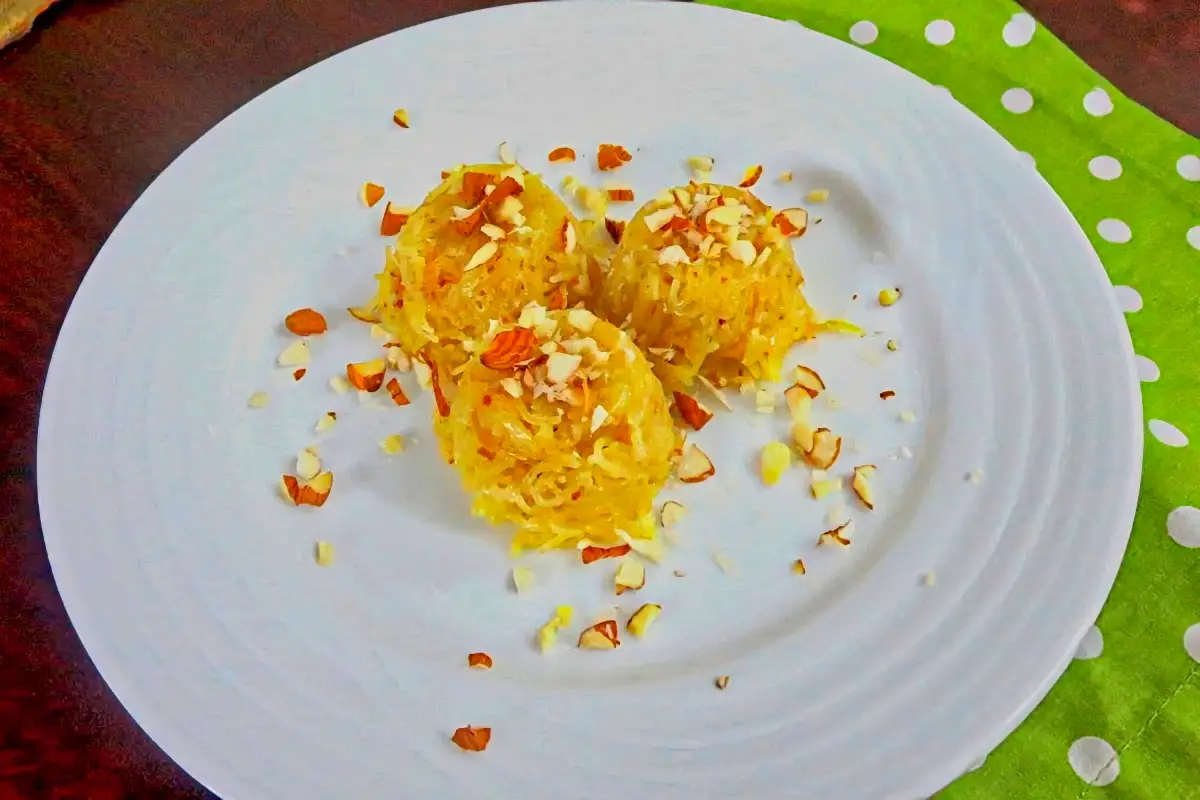 3. Halawet Ahmad (Omani Noodle Dessert)