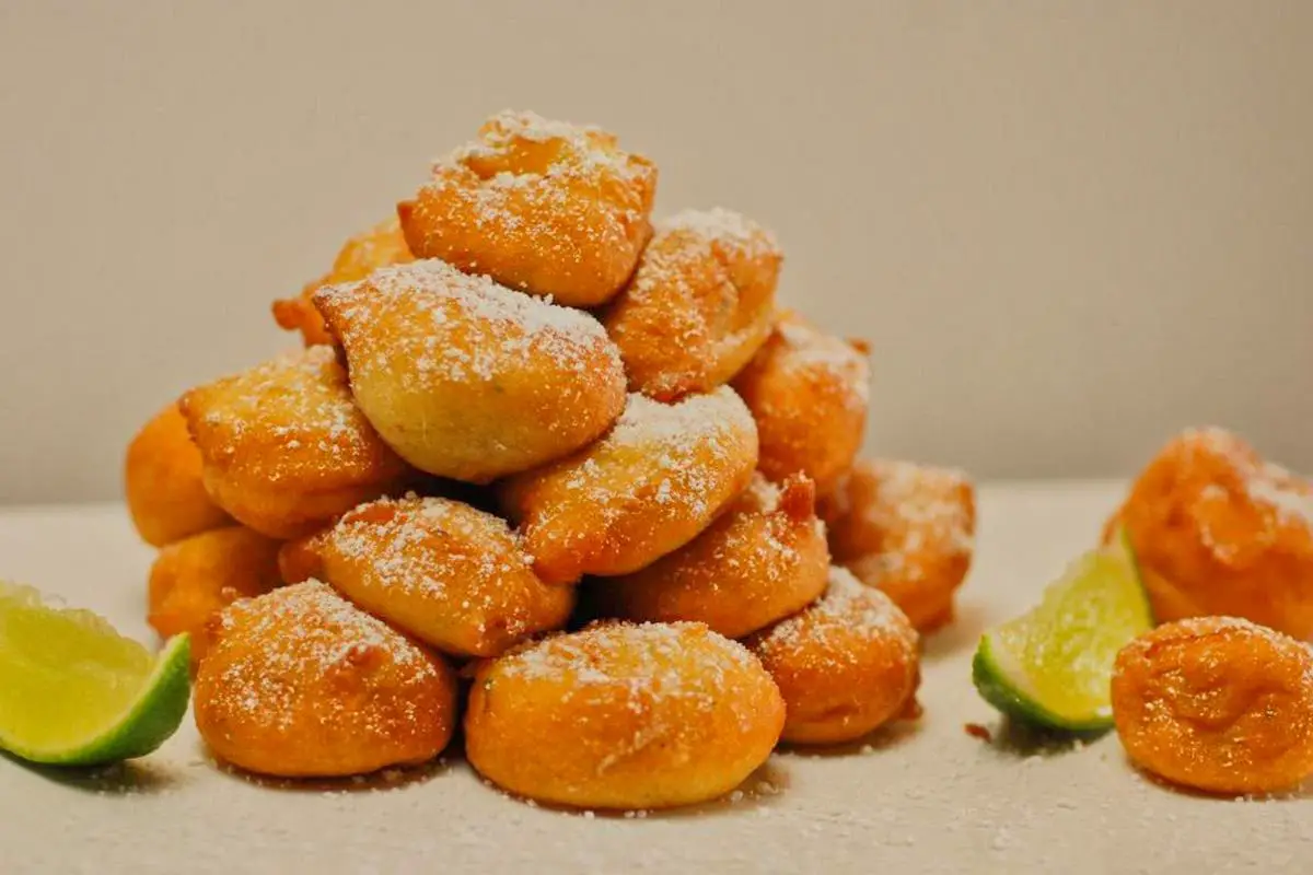 5. Beignets de Bananes