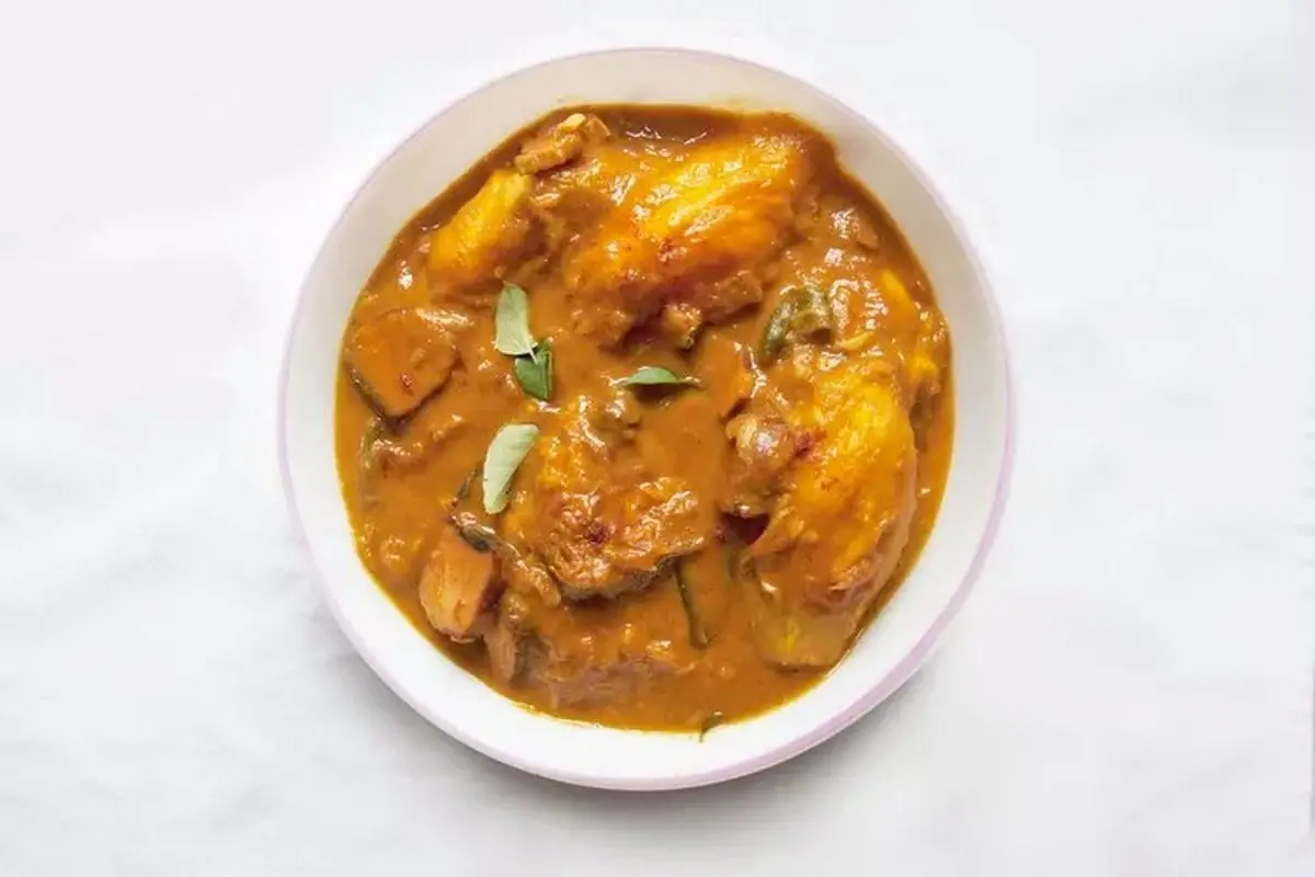 5. Maldivian Mango Curry Recipe