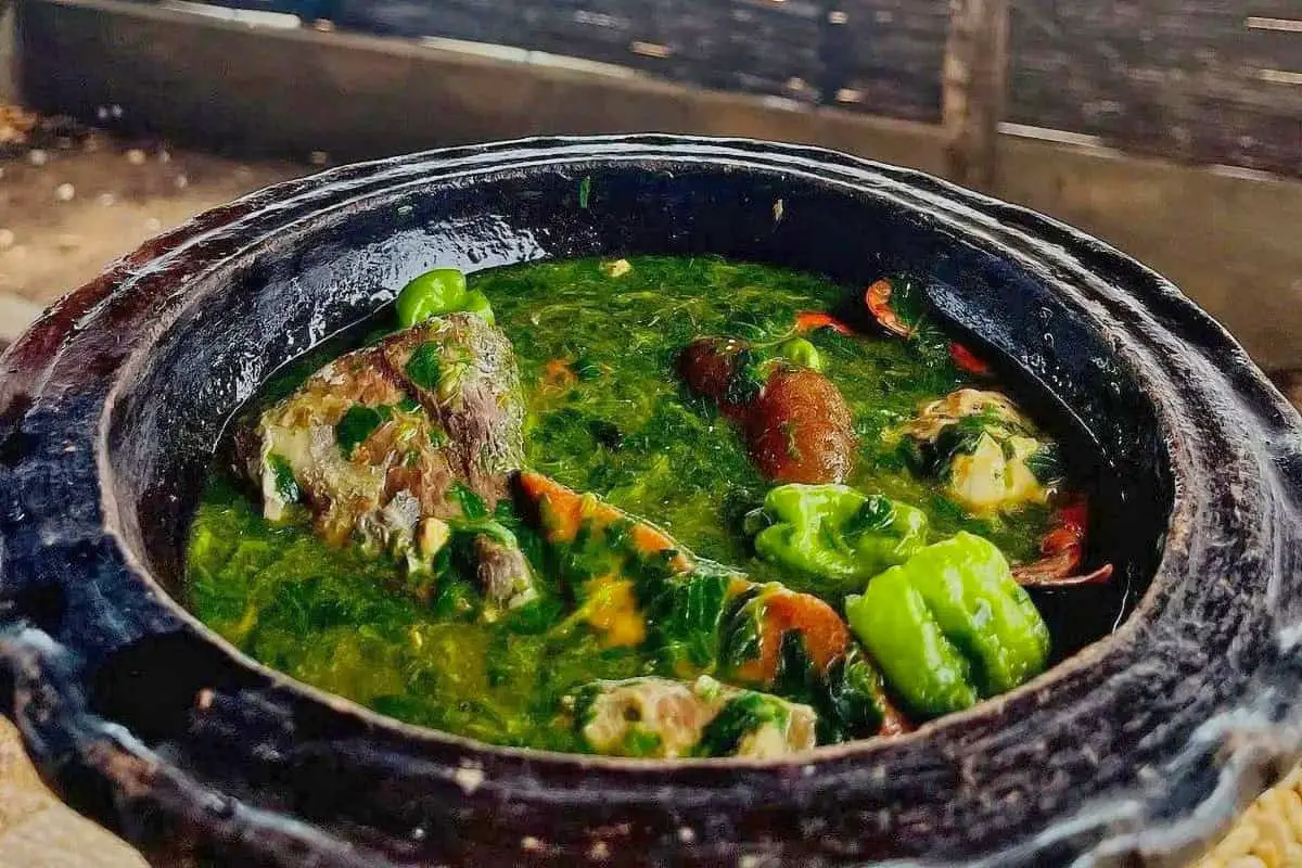 8. Ninnouwi (Crincrin Sauce)