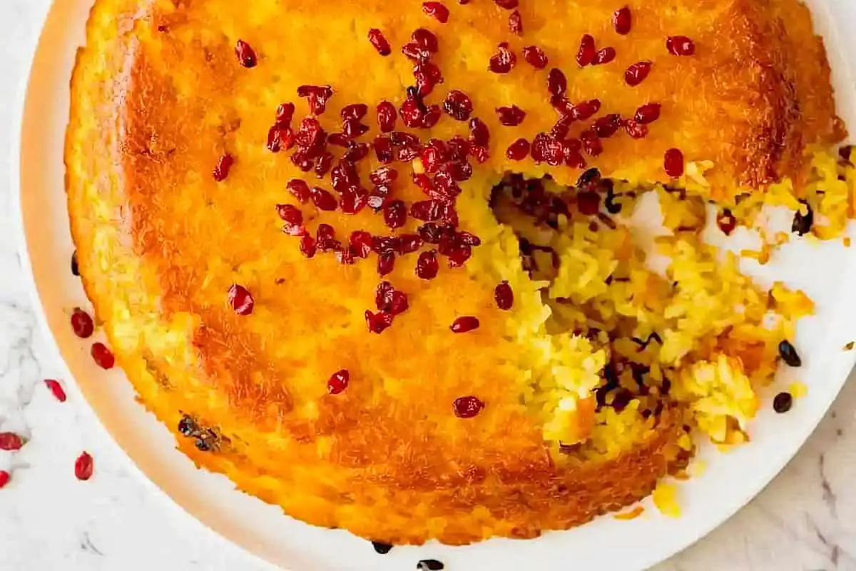 8. Persian Saffron Rice (Tachin)