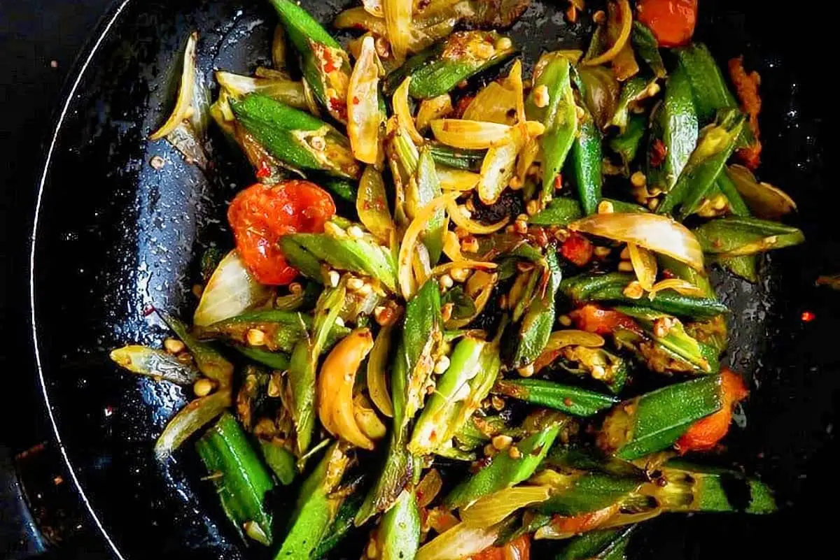 2. Okra Stir-Fry - Sri Lanka Recipes