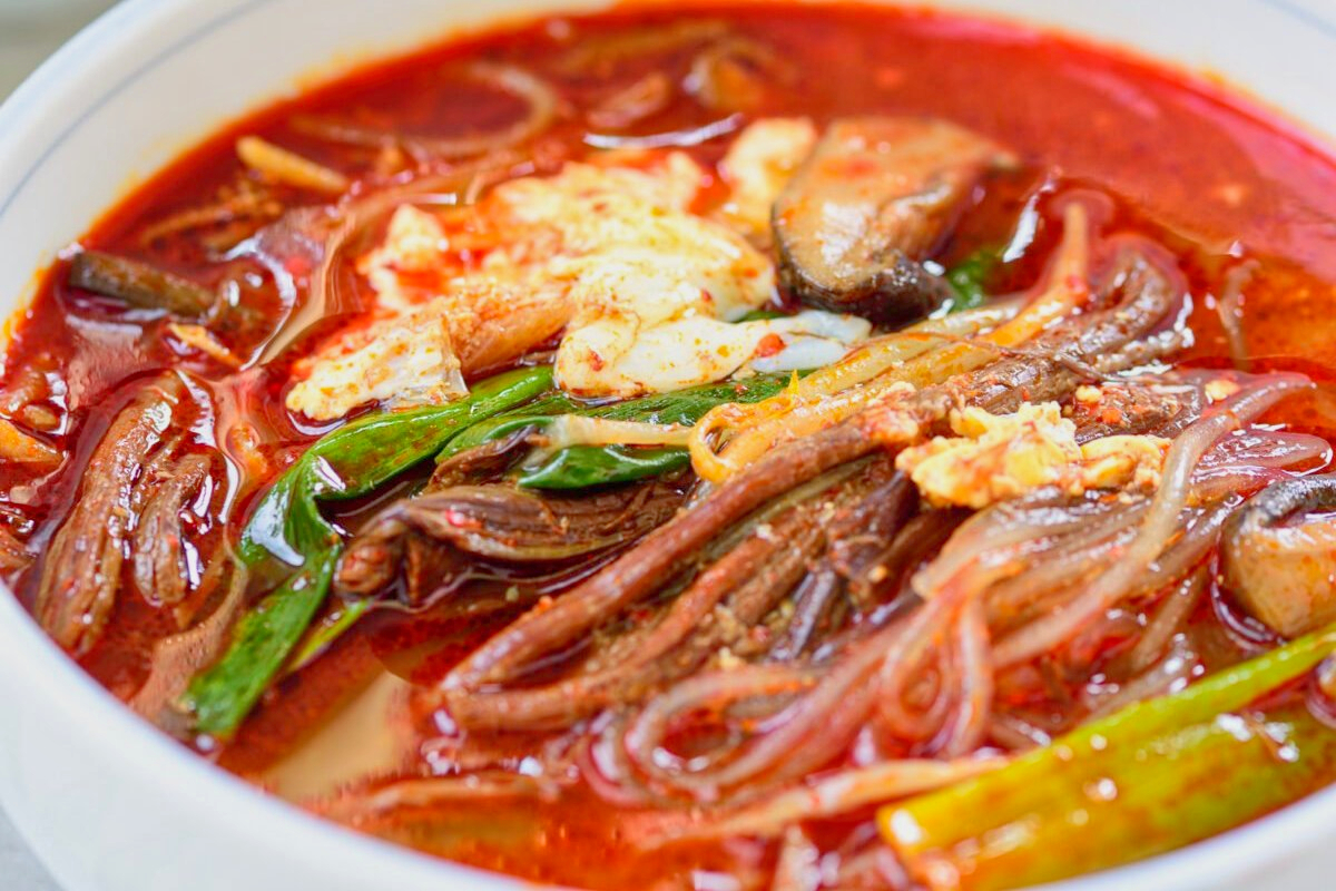 2. Yukgaejang (Spicy Beef Soup with Vegetables)