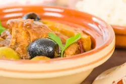 Chicken Tagine With Pistachios and Veggies