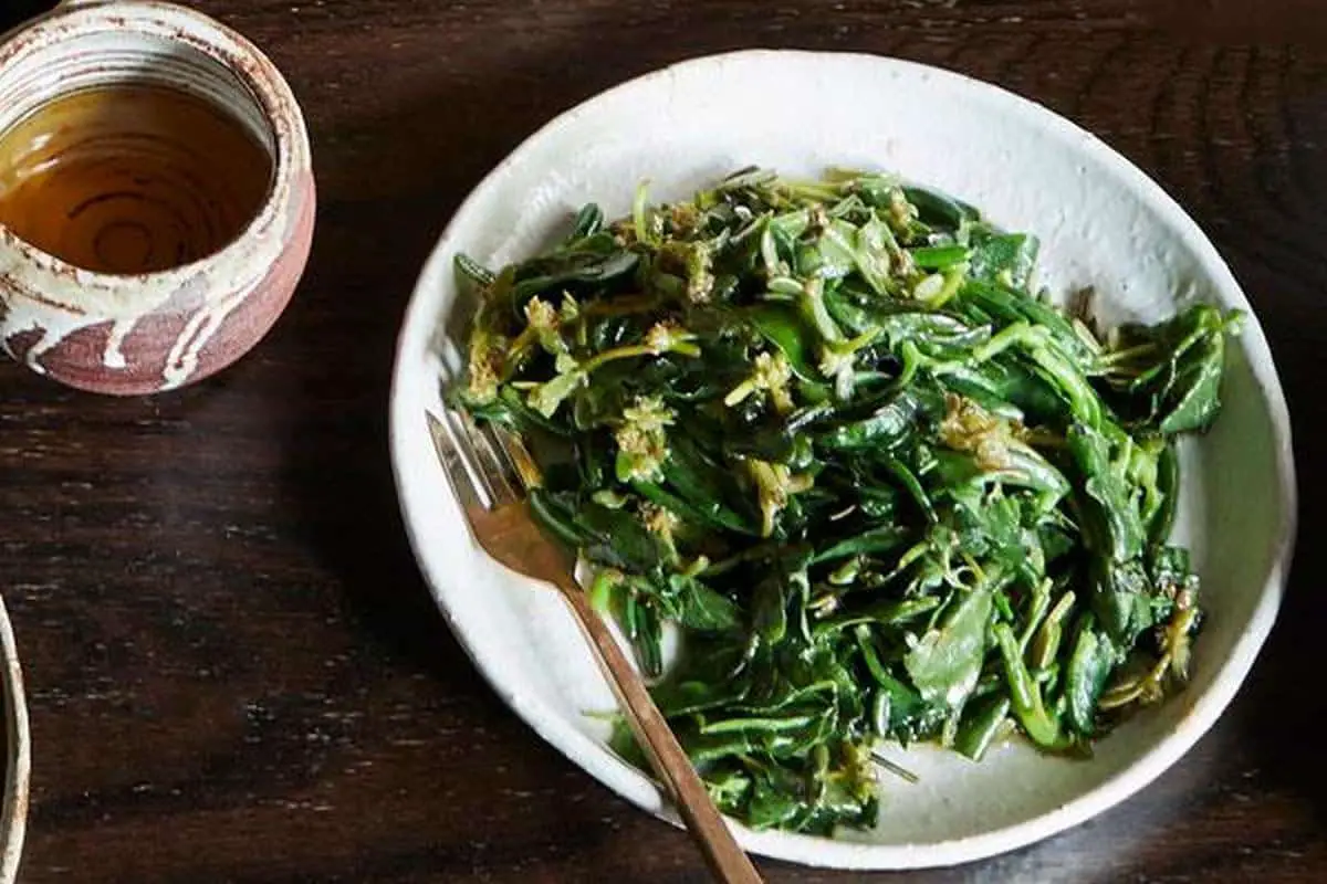 3. Australian Native Greens With Garlic