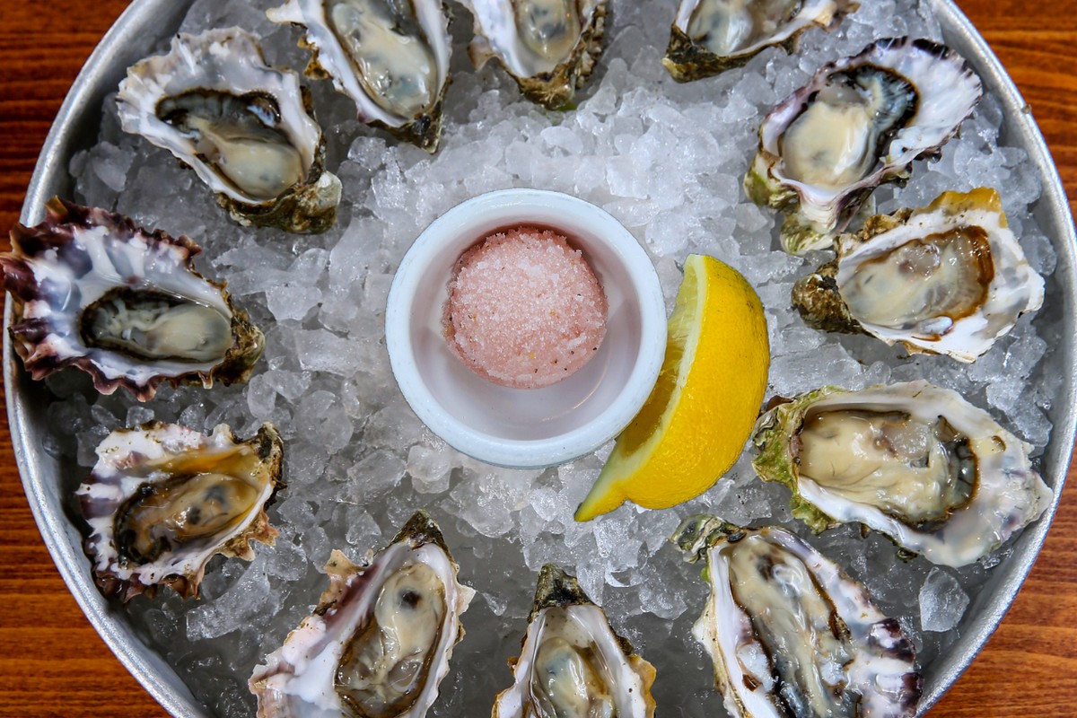 3. Elliott's Oyster House - best Seafood restaurant in Seattle