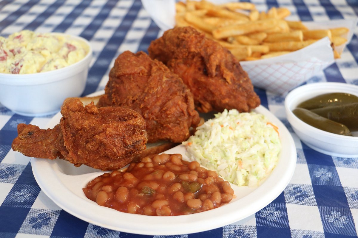 3. Gus's World Famous Fried Chicken
