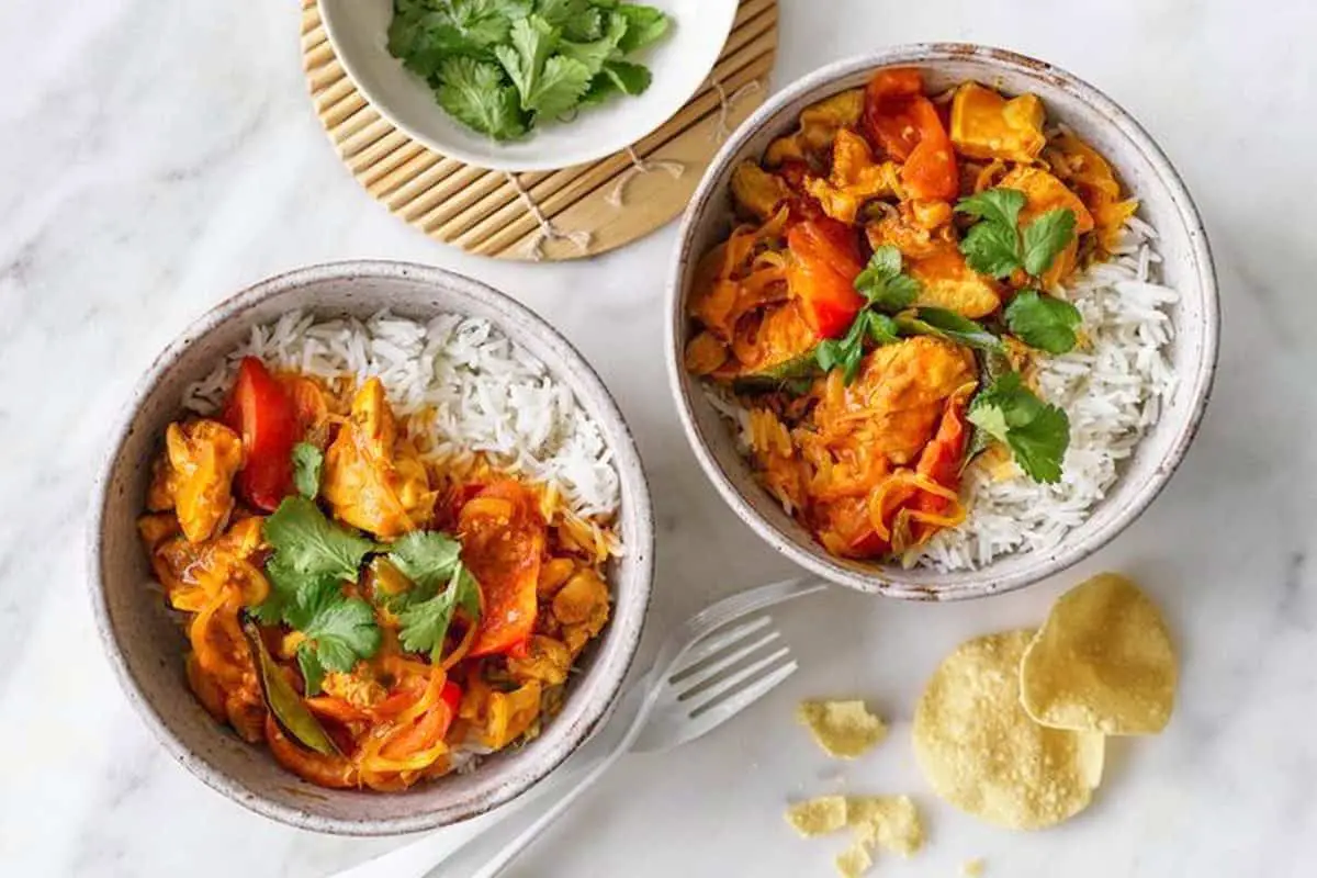 6. Microwave Sri Lankan Coconut Chicken Curry