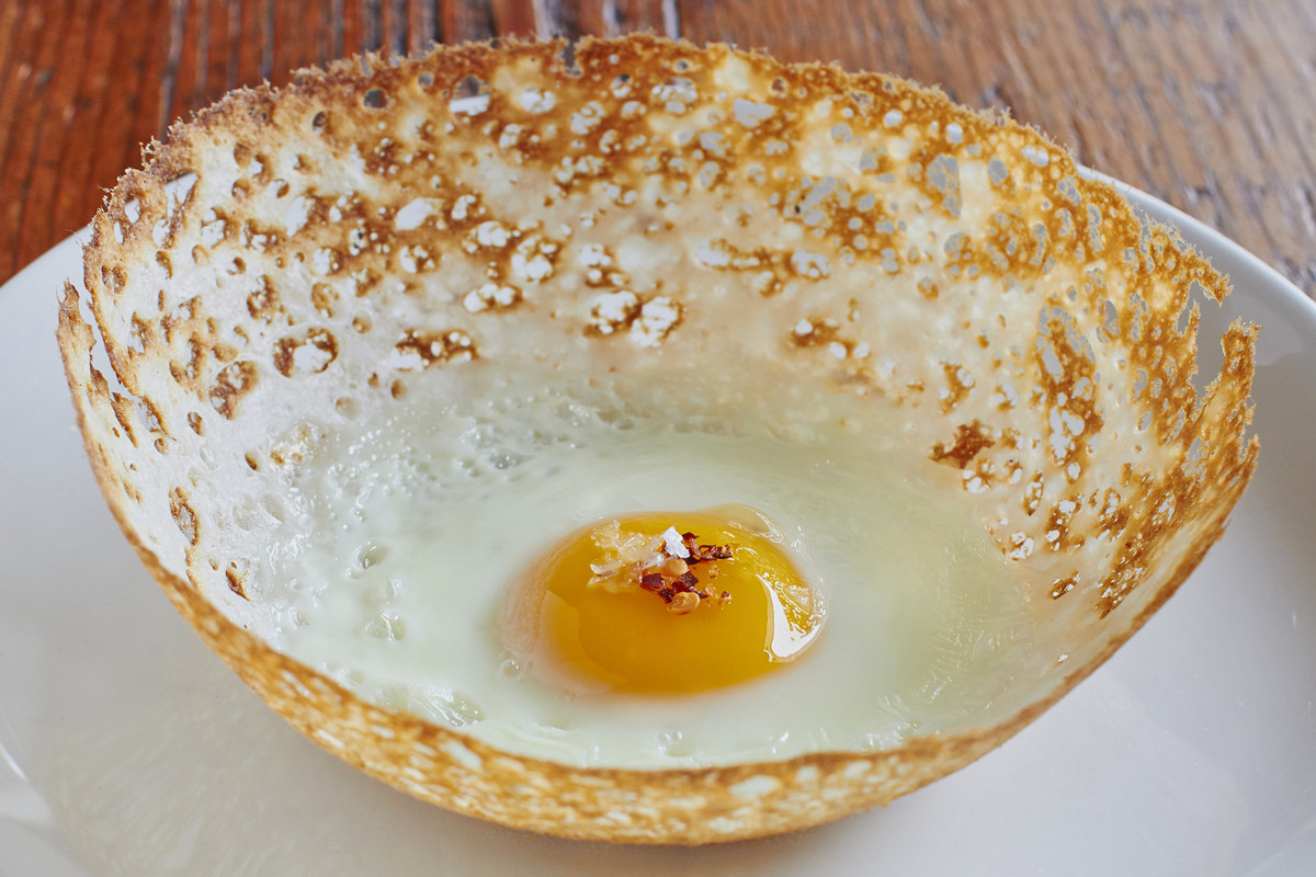 9. Sri Lankan Egg Hopper