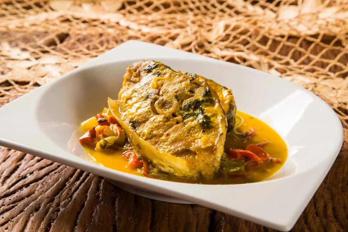 Samlor Kako Small Fish and Vegetables