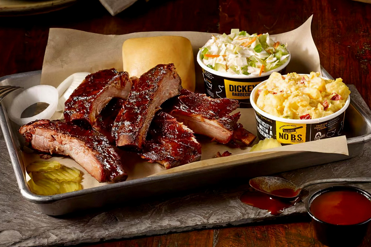 4. Dickey's Barbecue Pit - Barbecue Restaurants in Bakersfield