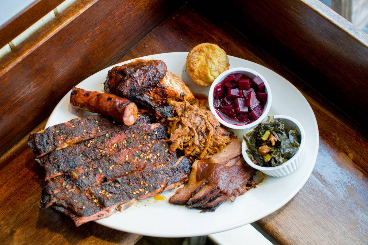 5. Virgil's Real Barbecue - Barbecue Restaurants in Manhattan