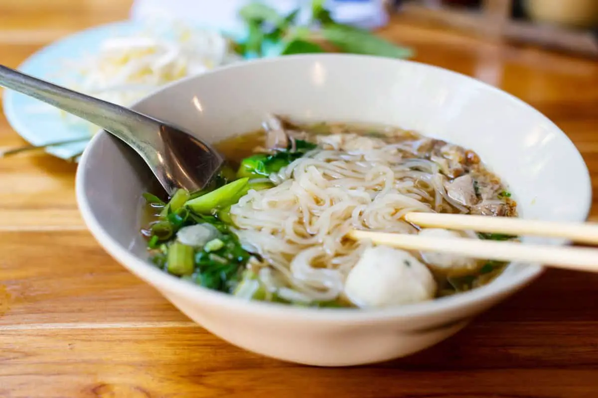 Cambodian Num Bahn Chok recipes