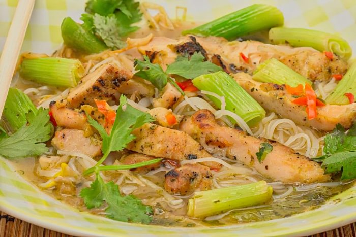Vietnamese Noodles with Lemongrass and Chicken Recipe