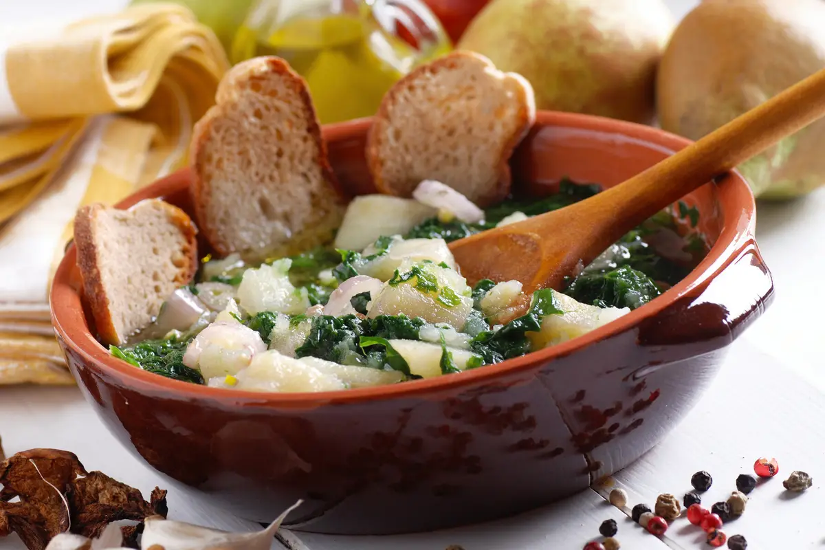 Vegan Spinach and Potato Soup recipe