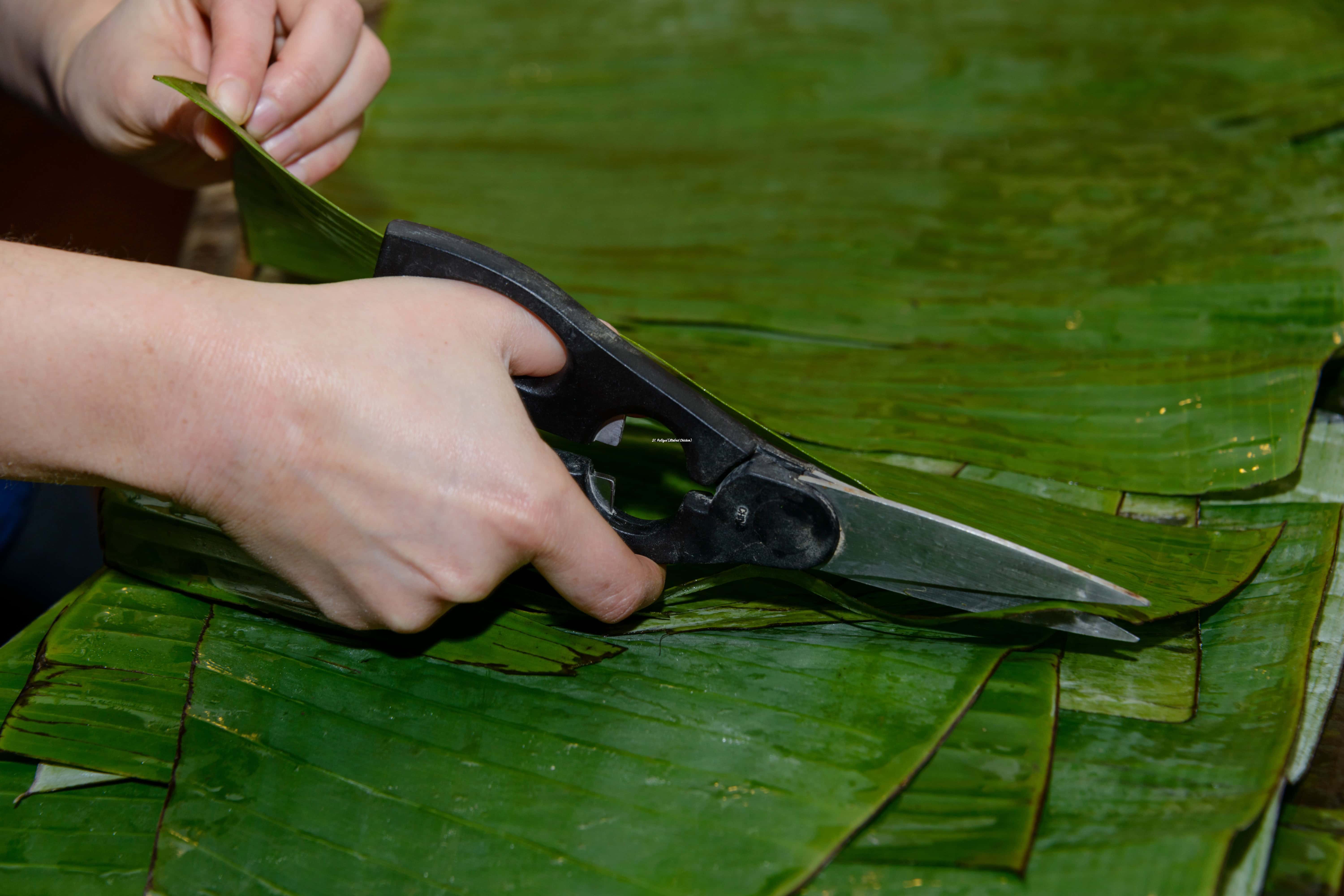 Paches Tmalaes Recipe in Banana Leaves (1)