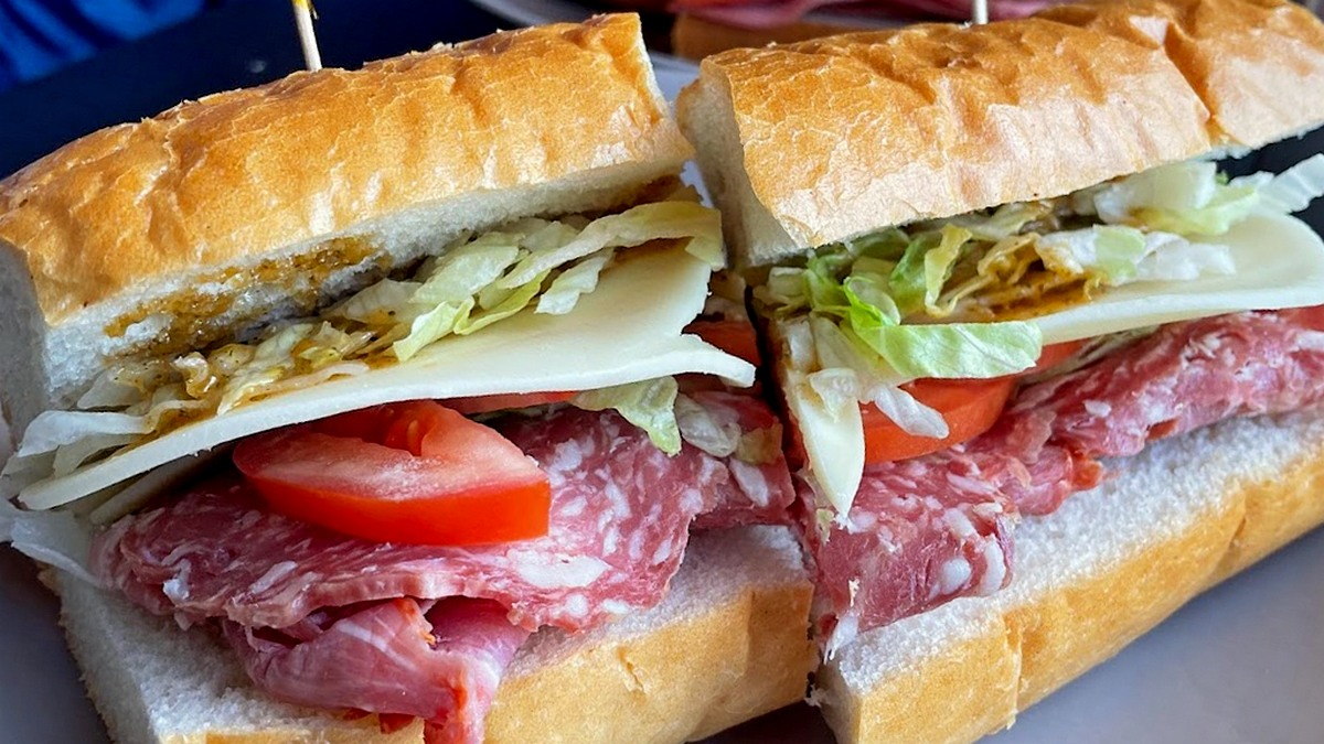 2 Who Has The Best Deli Sandwiches in Milwaukee - Hen's Deli